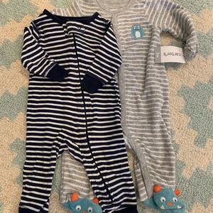 Carter’s 3 month pjs